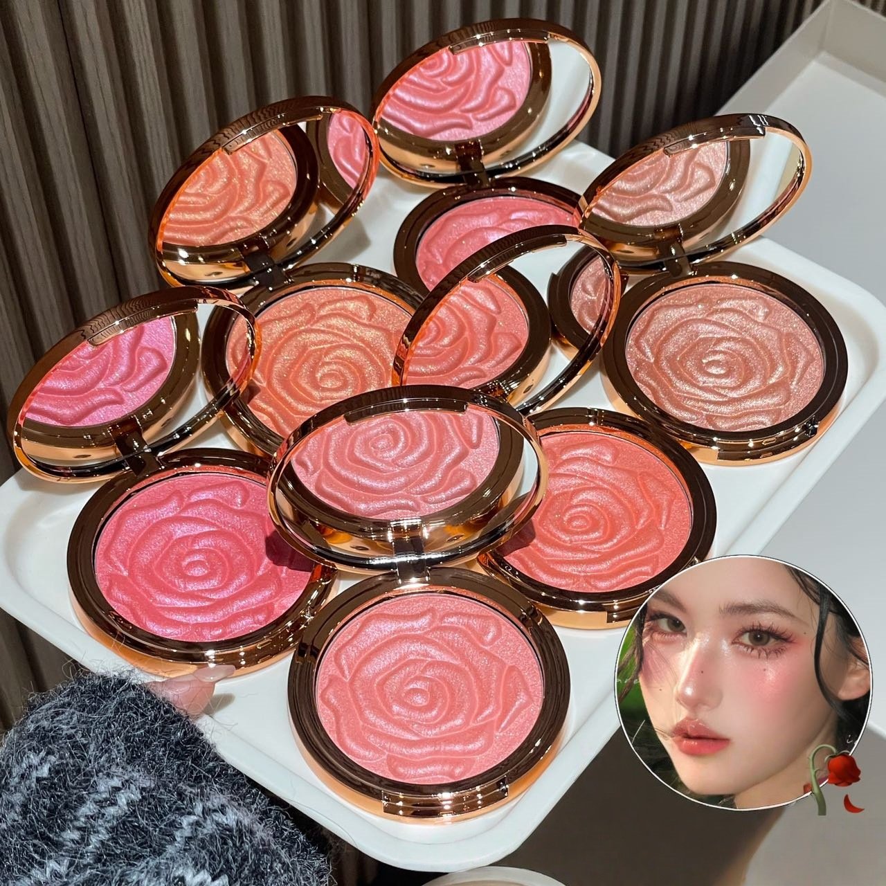 MAFFICK Rose Petal Rouge Shimmery powder Blush