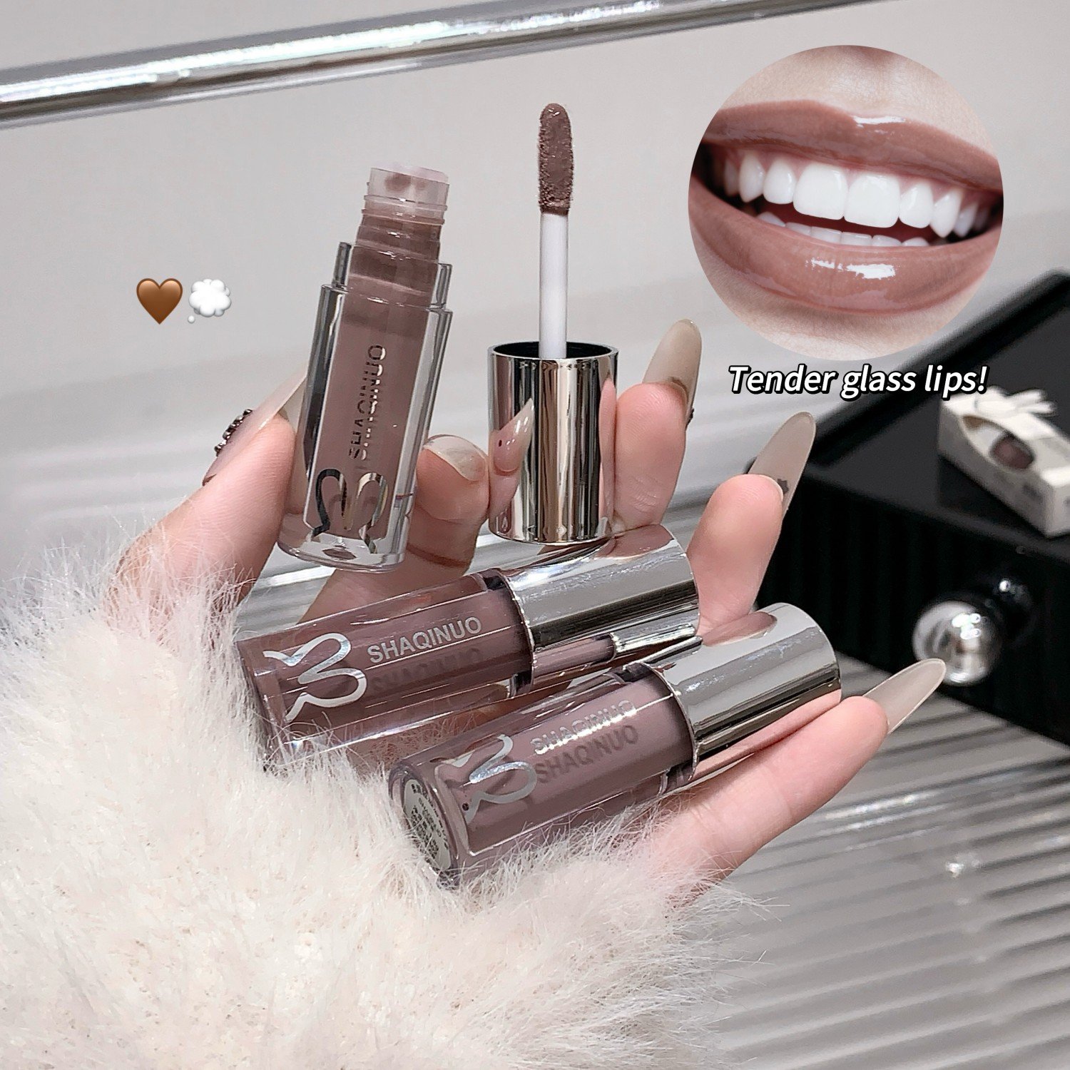 SHAQINUO Soft Lightweight Translucent Lip Gloss - Image 13