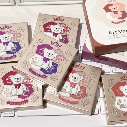 ART VALUE Little Bear Knight Sparkling Eyeshadow Palette