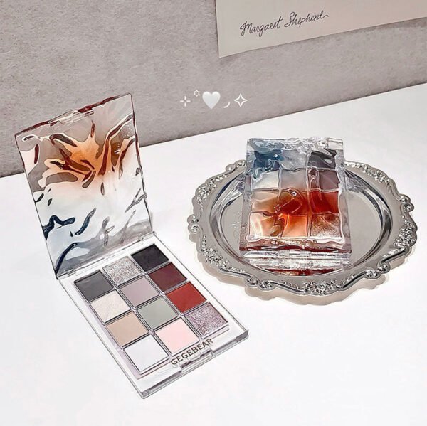 GEGEBEAR Aqua Wavey Radiance Eyeshadow Palette