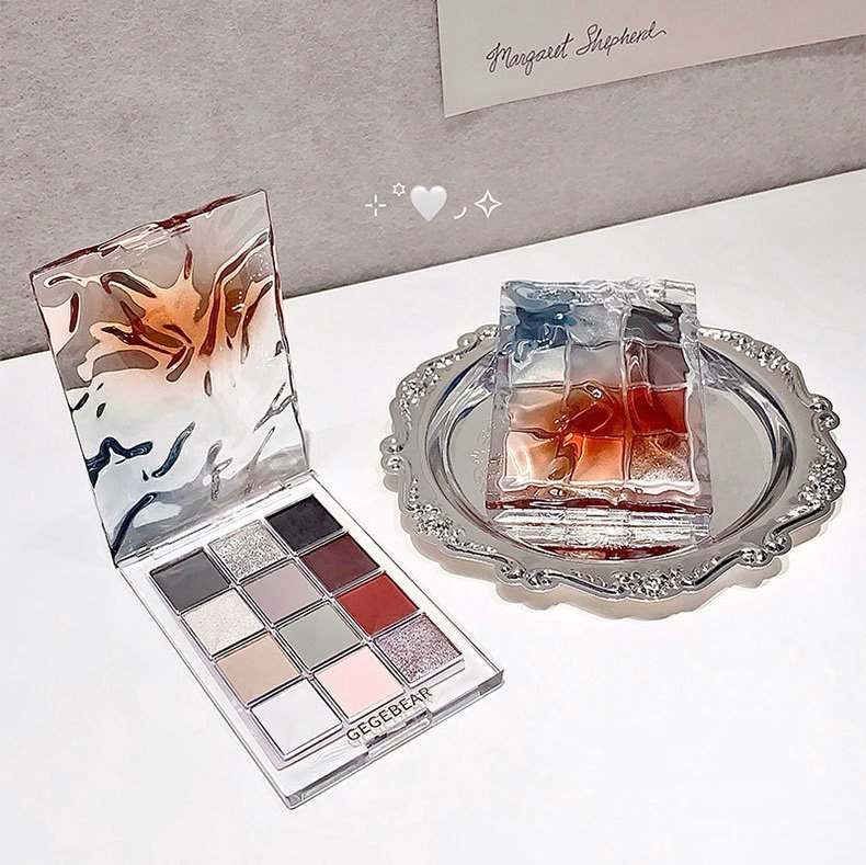 GEGEBEAR Aqua Wavey Radiance Eyeshadow Palette - Image 8