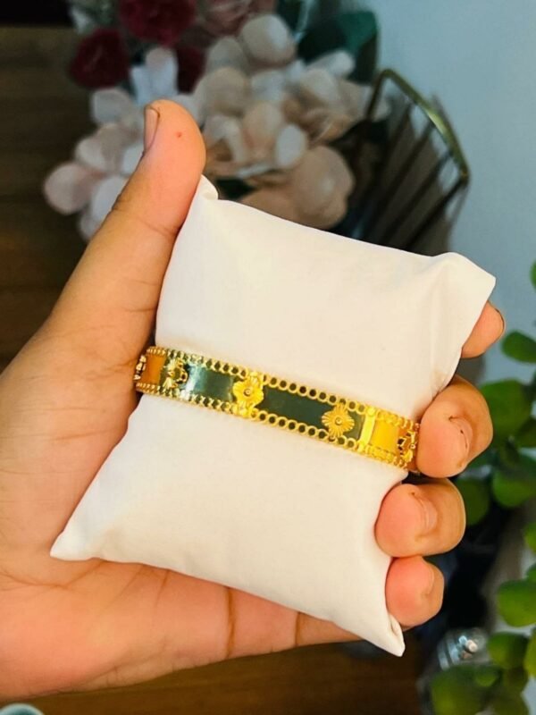 beautiful-gold-tone-cuff-bracelet-09 Beautiful Gold-Tone Cuff Bracelet