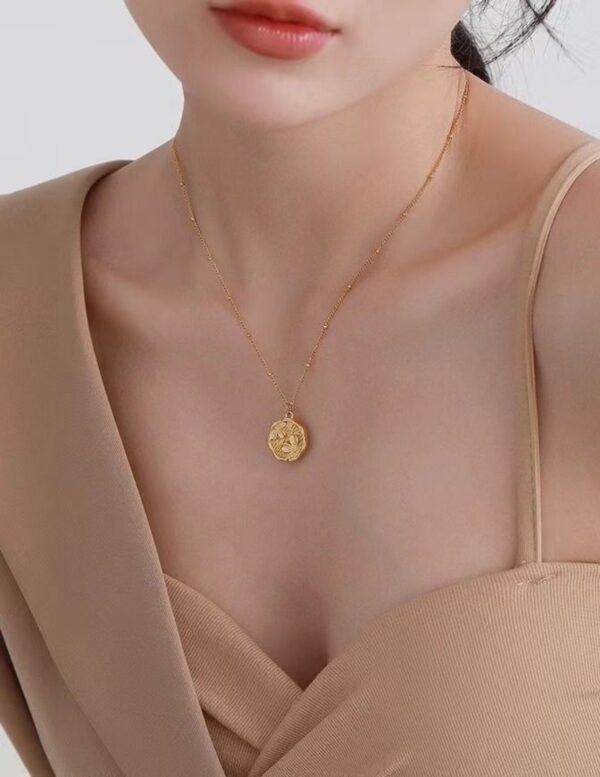 peach-blossom-18k-gold-plated-titanium-steel-necklace-02 Round Peach Blossom 18K Gold-Plated Titanium Steel Necklace