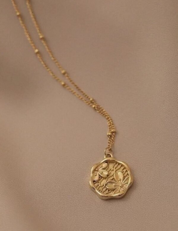 peach-blossom-18k-gold-plated-titanium-steel-necklace-03 Round Peach Blossom 18K Gold-Plated Titanium Steel Necklace