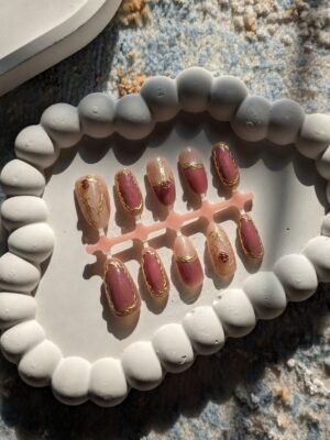 Rose Gold Vintage Frame Press-On Nails