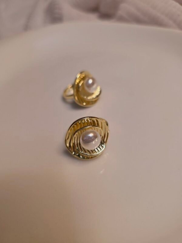 stainless-steel-pearl-swirl-ring-01 Stainless Steel Pearl Swirl Statement Ring