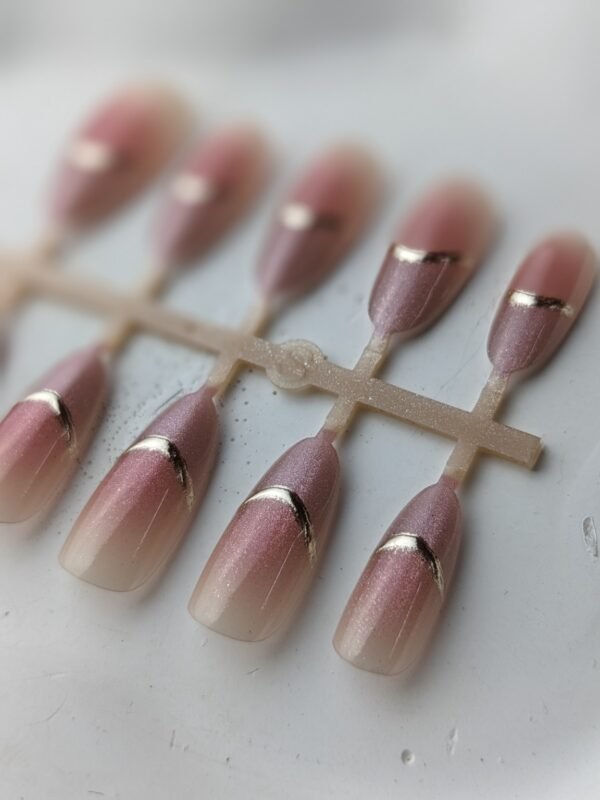 rose-gold-ombre-press-on-nails-03 Rose Gold Ombre Press-On Nails