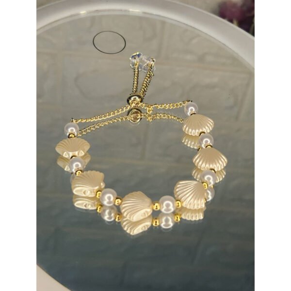 sh-brc-261013-004-pearl-seashell-adjustable-bracelet Pearl Seashell Adjustable Bracelet